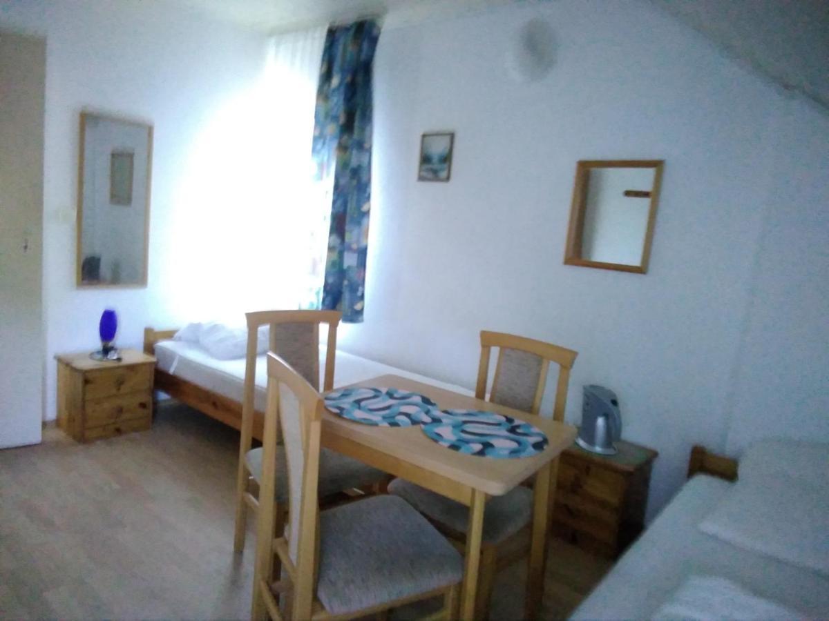 Dom Pod Sosnami Bed and Breakfast Mielno  Εξωτερικό φωτογραφία